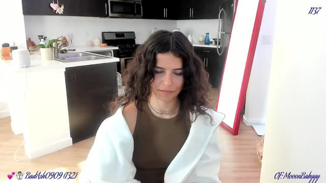 Gallery image thumbnail from litty's myfreecams stream on, 02/10/2025, 04:31 image 3 of 20