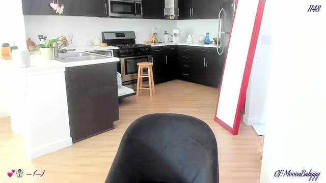 Gallery image thumbnail from litty's myfreecams stream on, 02/10/2025, 04:31 image 1 of 20