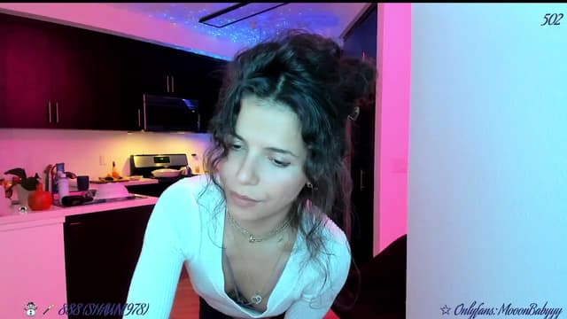 Gallery image thumbnail from litty's myfreecams stream on, 03/07/2025, 09:17 image 16 of 20