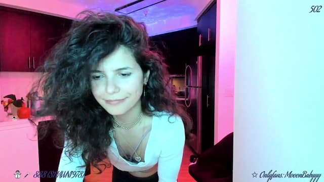 Gallery image thumbnail from litty's myfreecams stream on, 03/07/2025, 09:17 image 14 of 20