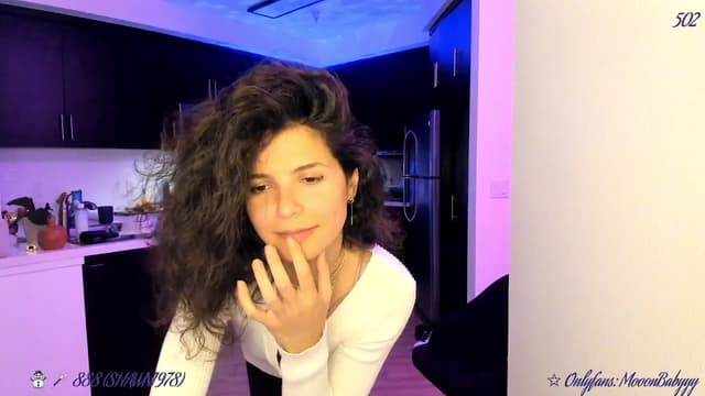 Gallery image thumbnail from litty's myfreecams stream on, 03/07/2025, 09:17 image 13 of 20