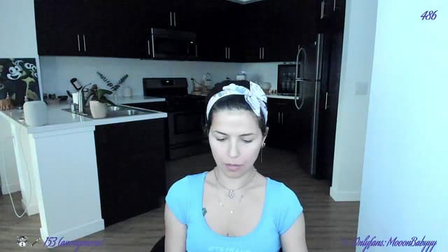 Gallery image thumbnail from litty's myfreecams stream on, 03/21/2025, 04:13 image 5 of 20