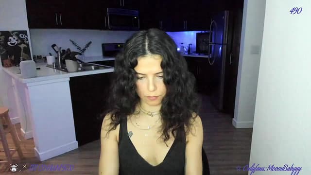 Gallery image thumbnail from litty's myfreecams stream on, 03/23/2025, 05:34 image 15 of 20