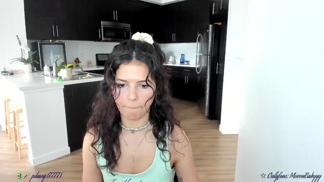 Gallery image thumbnail from litty's myfreecams stream on, 09/19/2025, 24:02 image 10 of 20