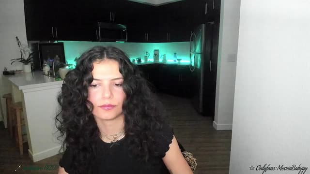 Gallery image thumbnail from litty's myfreecams stream on, 09/21/2025, 05:34 image 3 of 20