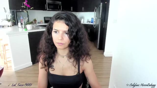 Gallery image thumbnail from litty's myfreecams stream on, 09/23/2025, 22:12 image 11 of 20