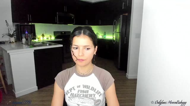 Gallery image thumbnail from litty's myfreecams stream on, 09/25/2025, 03:05 image 19 of 20