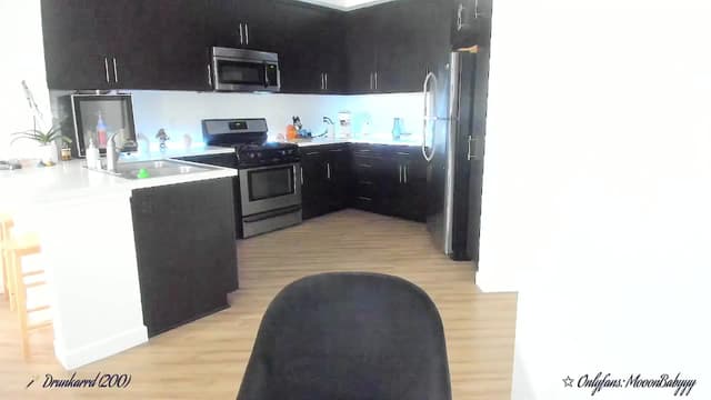 Gallery image thumbnail from litty's myfreecams stream on, 09/27/2025, 20:34 image 10 of 20