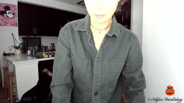Gallery image thumbnail from litty's myfreecams stream on, 10/18/2025, 04:49 image 7 of 20