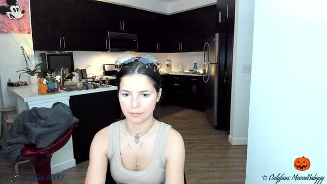 Gallery image thumbnail from litty's myfreecams stream on, 10/19/2025, 04:53 image 6 of 20