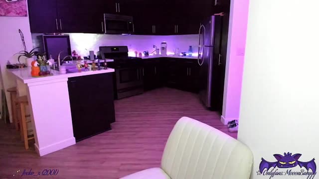 Gallery image thumbnail from litty's myfreecams stream on, 10/27/2025, 03:46 image 1 of 20