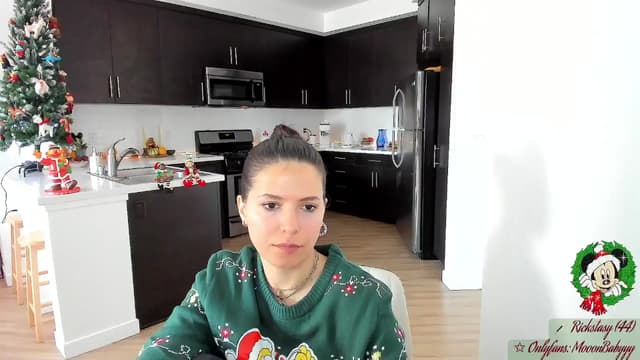 Gallery image thumbnail from litty's myfreecams stream on, 12/06/2025, 21:47 image 11 of 20