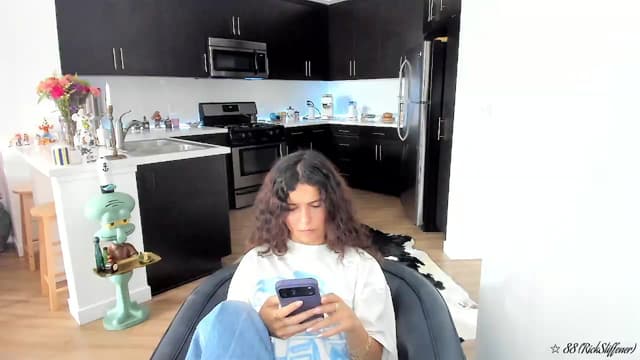 Gallery image thumbnail from litty's myfreecams stream on, 07/12/2026, 24:35 image 6 of 20