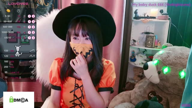 Gallery image thumbnail from meows's myfreecams stream on, 10/22/2023, 06:40 image 6 of 20
