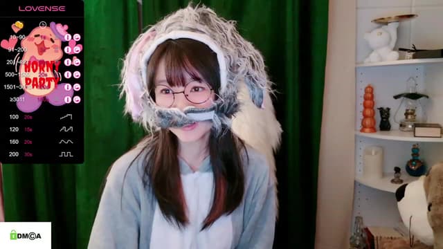 Gallery image thumbnail from meows's myfreecams stream on, 11/11/2023, 06:43 image 7 of 20