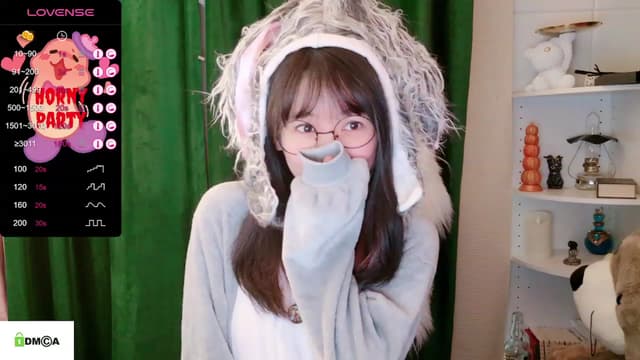 Gallery image thumbnail from meows's myfreecams stream on, 11/11/2023, 06:43 image 15 of 20