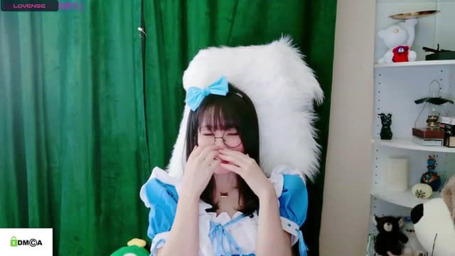 Gallery image thumbnail from meows's myfreecams stream on, 11/18/2023, 06:04 image 16 of 20