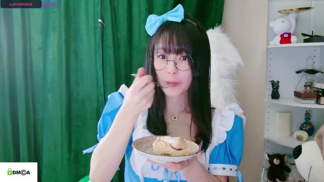 Gallery image thumbnail from meows's myfreecams stream on, 11/18/2023, 06:04 image 12 of 20