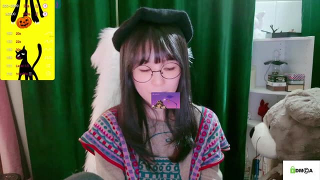 Gallery image thumbnail from meows's myfreecams stream on, 11/25/2023, 05:57 image 3 of 20