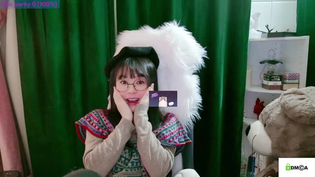 Gallery image thumbnail from meows's myfreecams stream on, 11/25/2023, 05:57 image 10 of 20