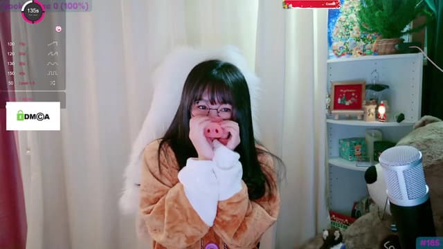 Gallery image thumbnail from meows's myfreecams stream on, 12/16/2023, 06:10 image 16 of 20