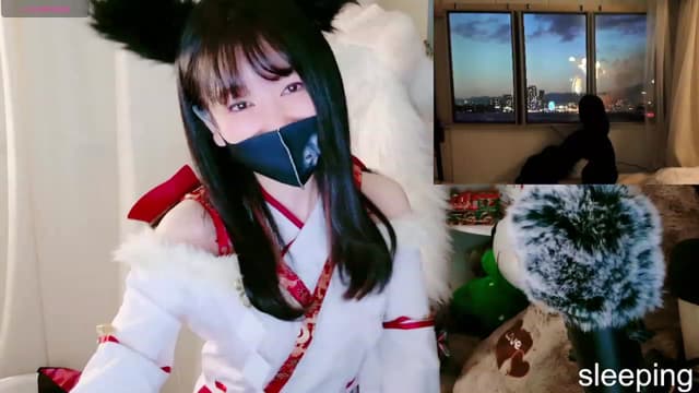 Gallery image thumbnail from meows's myfreecams stream on, 01/01/2024, 06:40 image 5 of 20