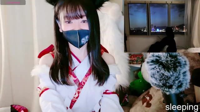 Gallery image thumbnail from meows's myfreecams stream on, 01/01/2024, 06:40 image 4 of 20