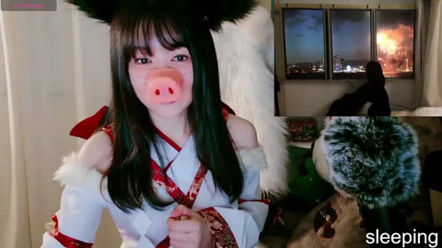 Gallery image thumbnail from meows's myfreecams stream on, 01/01/2024, 06:40 image 10 of 20