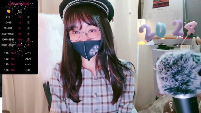 Gallery image thumbnail from meows's myfreecams stream on, 01/07/2024, 07:02 image 11 of 20