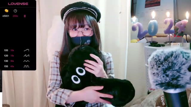 Gallery image thumbnail from meows's myfreecams stream on, 01/07/2024, 07:02 image 7 of 20