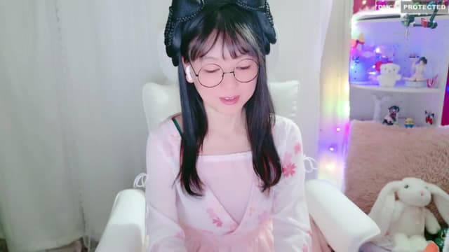 Gallery image thumbnail from meows's myfreecams stream on, 03/30/2024, 07:00 image 2 of 20