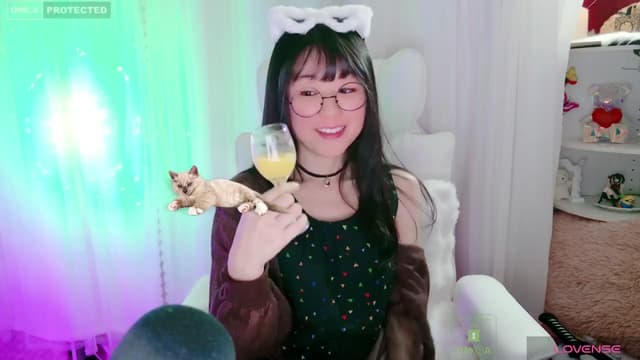 Gallery image thumbnail from meows's myfreecams stream on, 04/13/2024, 06:39 image 15 of 20