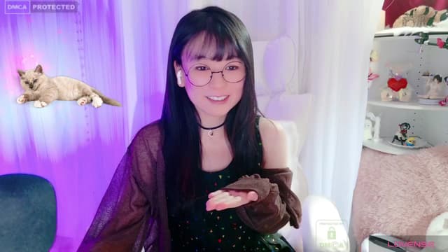 Gallery image thumbnail from meows's myfreecams stream on, 04/13/2024, 06:39 image 2 of 20