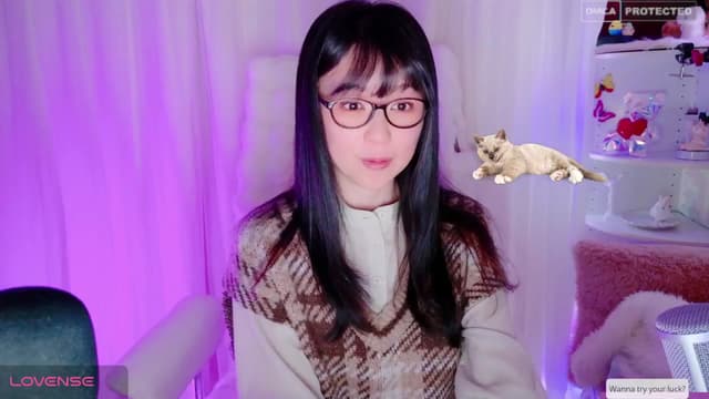 Gallery image thumbnail from meows's myfreecams stream on, 04/20/2024, 04:57 image 17 of 20
