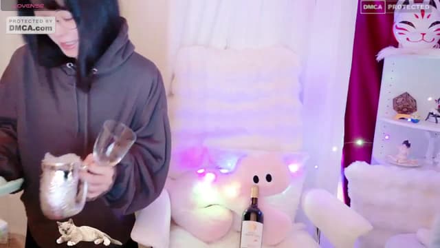 Gallery image thumbnail from meows's myfreecams stream on, 05/25/2024, 06:01 image 12 of 20