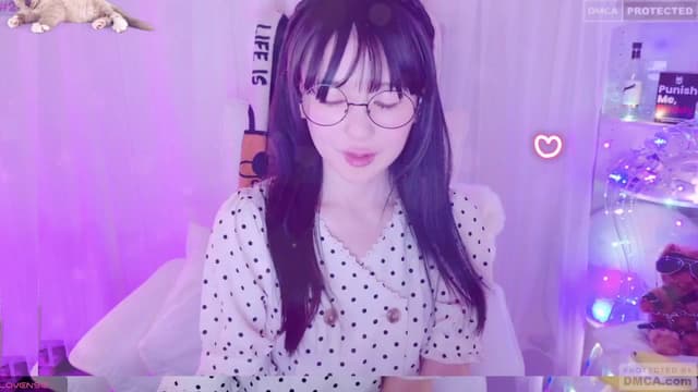 Gallery image thumbnail from meows's myfreecams stream on, 08/10/2024, 05:28 image 18 of 20