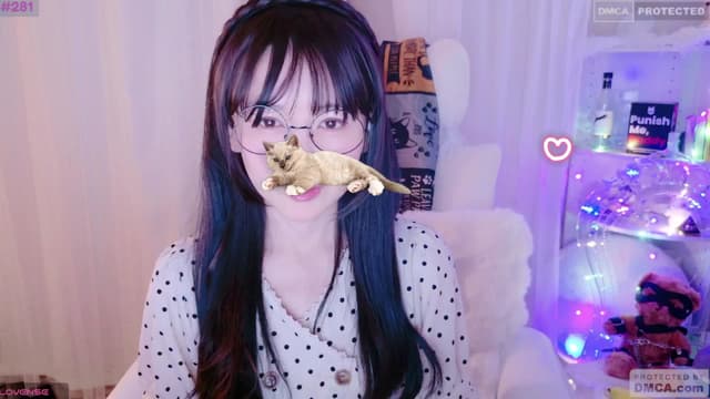 Gallery image thumbnail from meows's myfreecams stream on, 08/10/2024, 05:28 image 9 of 20