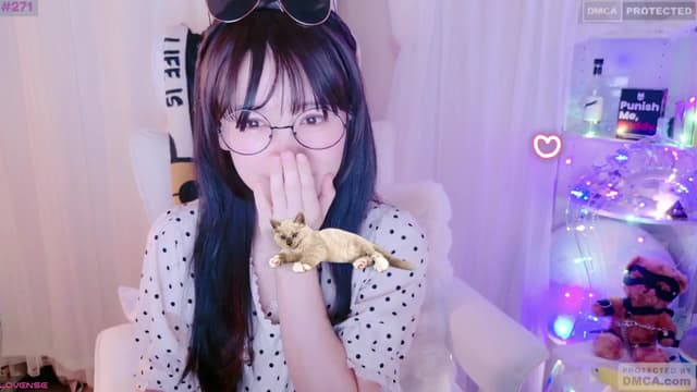 Gallery image thumbnail from meows's myfreecams stream on, 08/10/2024, 05:28 image 15 of 20