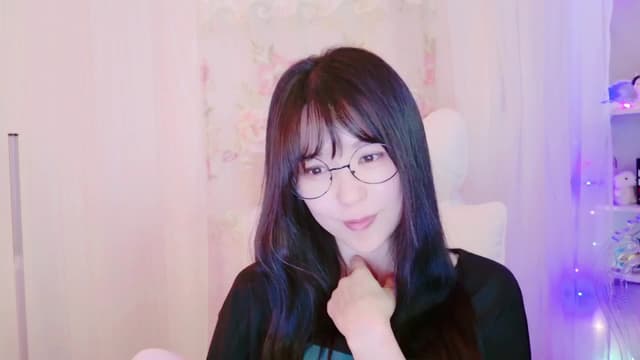 Gallery image thumbnail from meows's myfreecams stream on, 09/14/2024, 05:06 image 13 of 20
