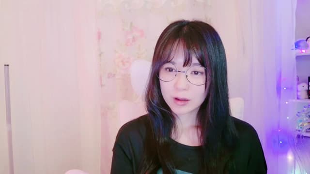 Gallery image thumbnail from meows's myfreecams stream on, 09/14/2024, 05:06 image 9 of 20