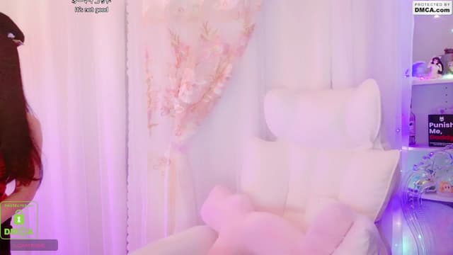 Gallery image thumbnail from meows's myfreecams stream on, 09/15/2024, 06:12 image 9 of 20