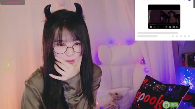 Gallery image thumbnail from meows's myfreecams stream on, 10/05/2024, 05:42 image 6 of 20