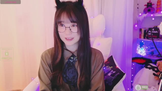Gallery image thumbnail from meows's myfreecams stream on, 10/05/2024, 05:42 image 20 of 20