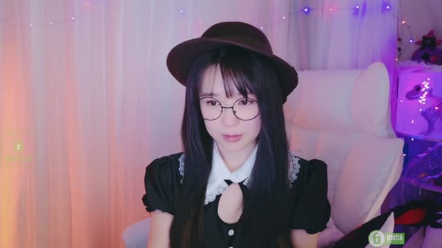 Gallery image thumbnail from meows's myfreecams stream on, 10/06/2024, 05:45 image 6 of 20