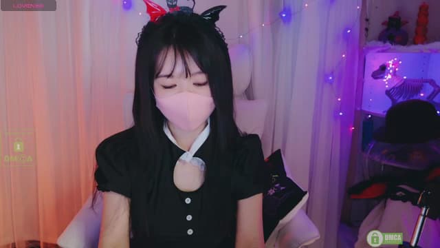 Gallery image thumbnail from meows's myfreecams stream on, 10/06/2024, 05:45 image 13 of 20