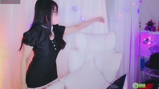 Gallery image thumbnail from meows's myfreecams stream on, 10/06/2024, 05:45 image 17 of 20
