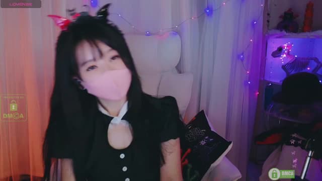 Gallery image thumbnail from meows's myfreecams stream on, 10/06/2024, 05:45 image 15 of 20