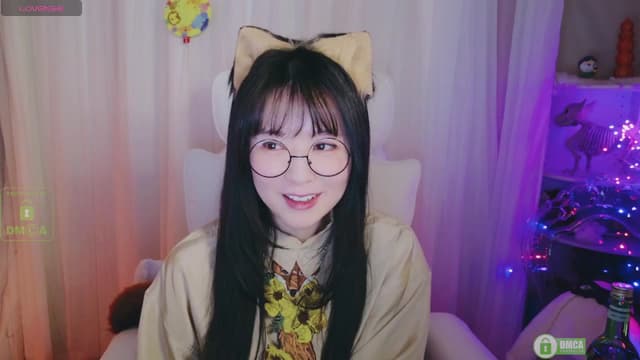 Gallery image thumbnail from meows's myfreecams stream on, 10/13/2024, 05:55 image 20 of 20