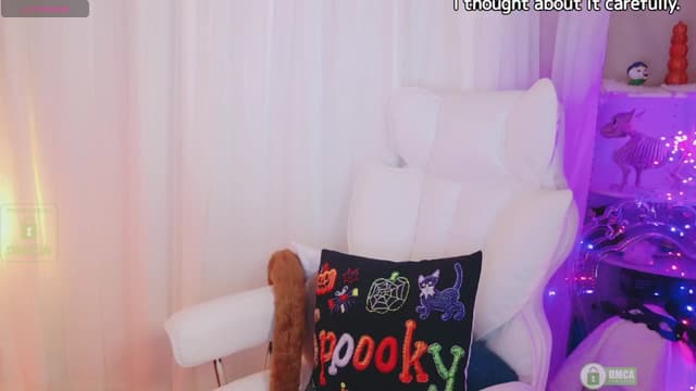 Gallery image thumbnail from meows's myfreecams stream on, 10/13/2024, 05:55 image 13 of 20