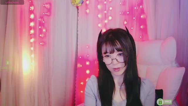 Gallery image thumbnail from meows's myfreecams stream on, 10/19/2024, 07:02 image 13 of 20